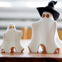 Cute Hug Me Ghost Halloween Decor